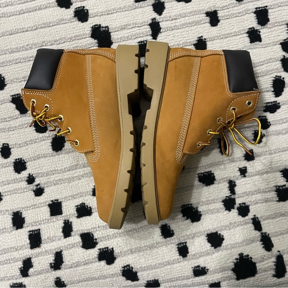 Timberland Kids Brown Boots - Picture 3 of 6